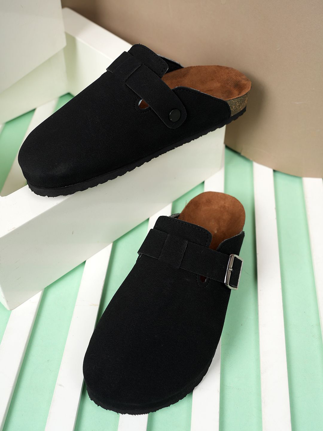 

MOZAFIA Women Mules with Buckles Flats, Black