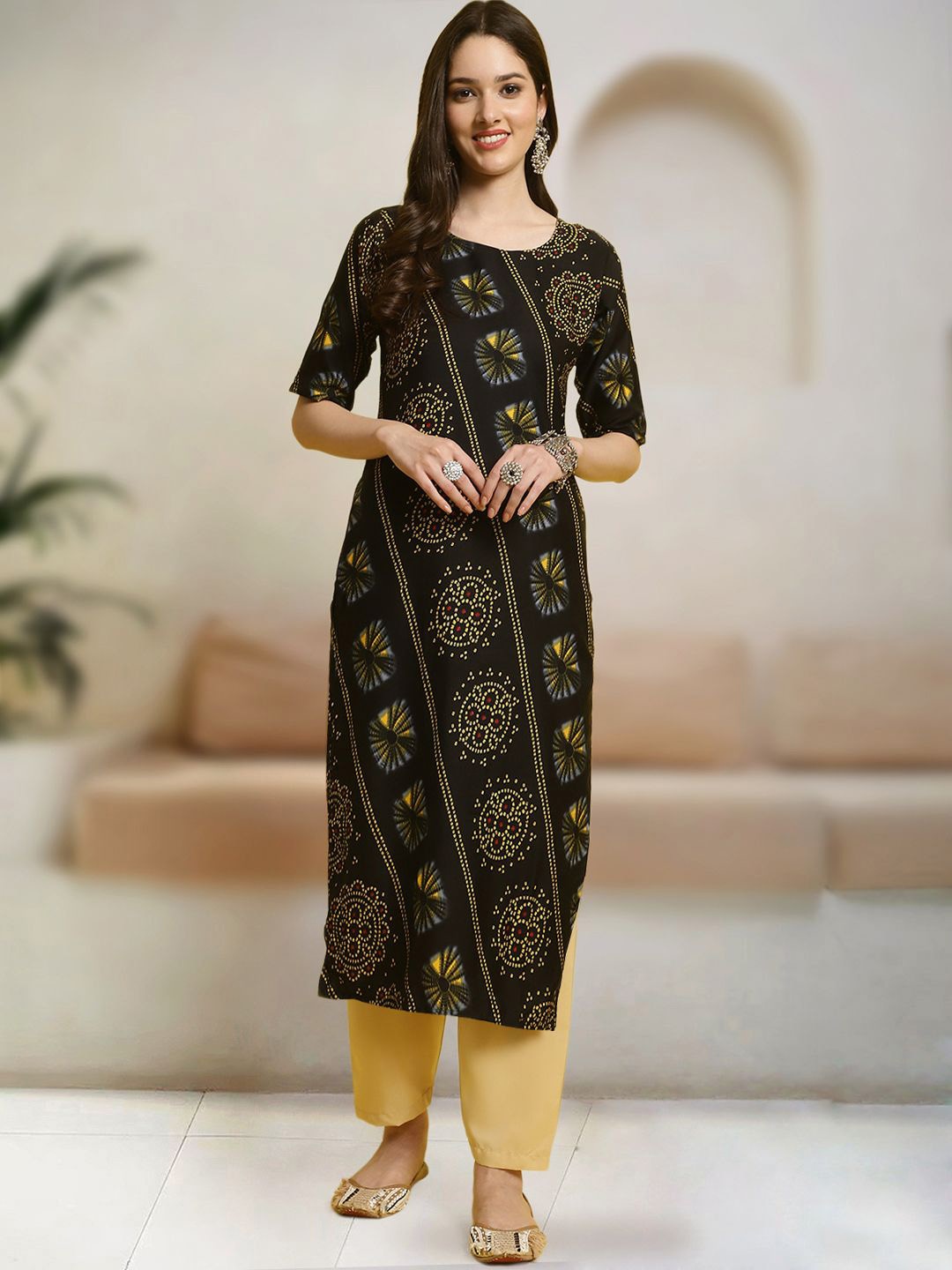 

Moda Rapido Bandhani Printed Round Neck Straight Kurta with Trousers, Black