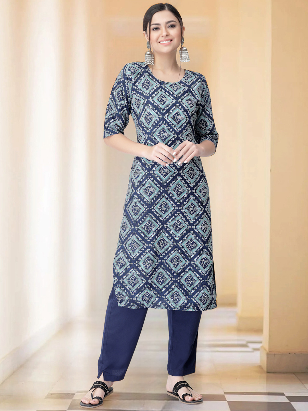 

Moda Rapido Blue & Navy Blue Paisley Printed Straight Kurta with Trousers