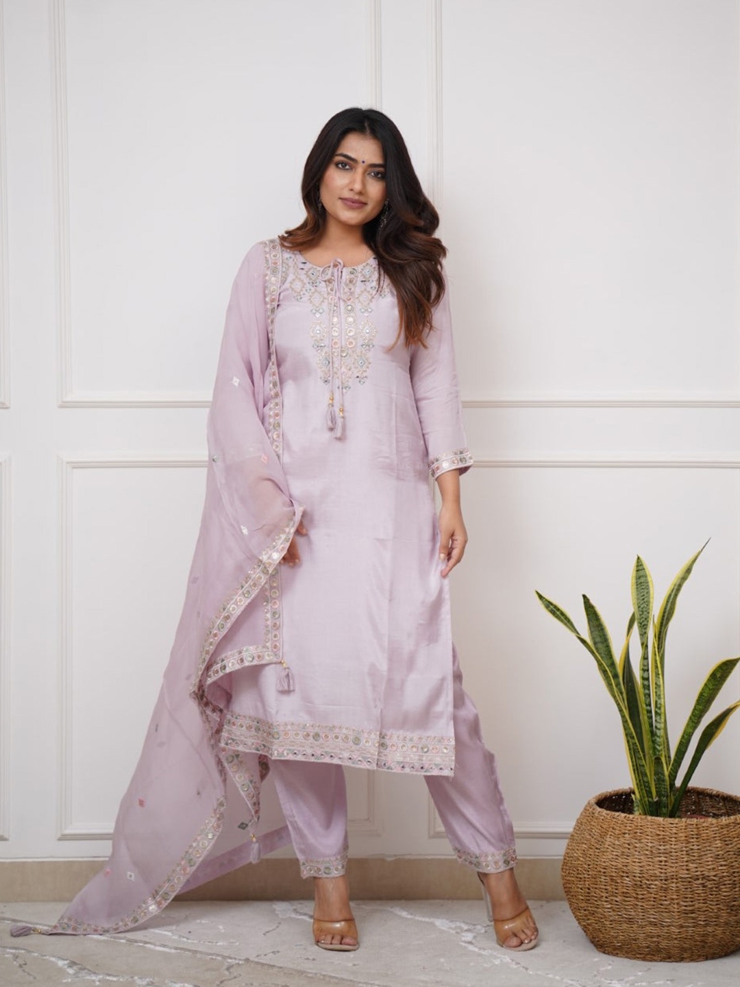 

Moda Rapido Women Embroidered Regular Kurta with Trousers & With Dupatta, Pink