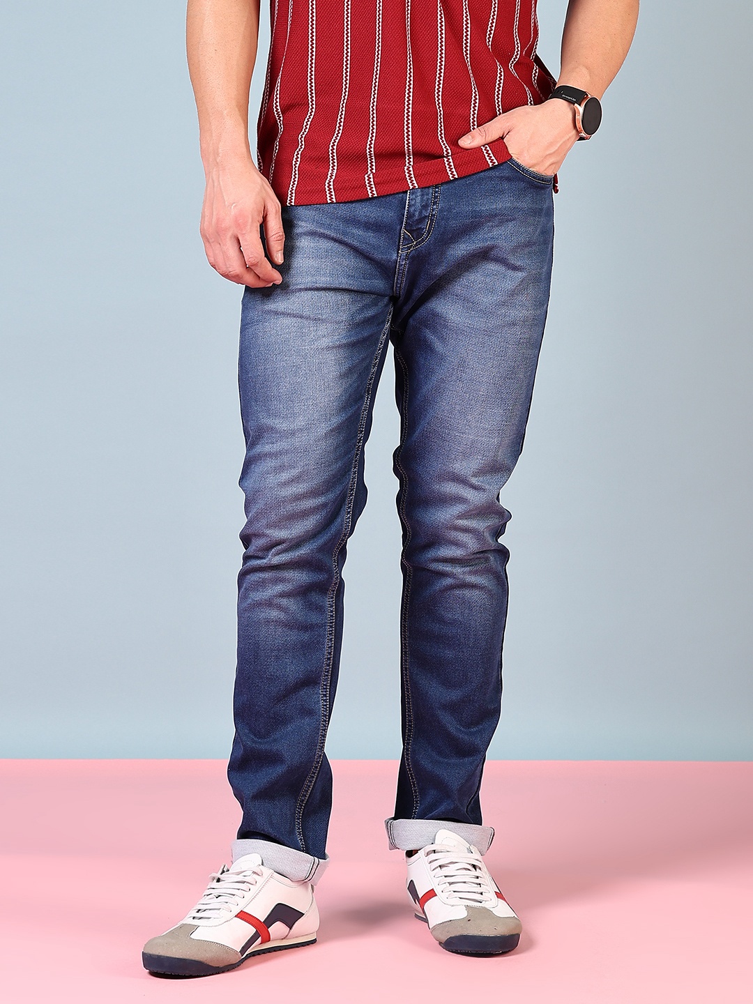 

V-Mart Men Light Fade Cotton Mid-Rise Jeans, Blue