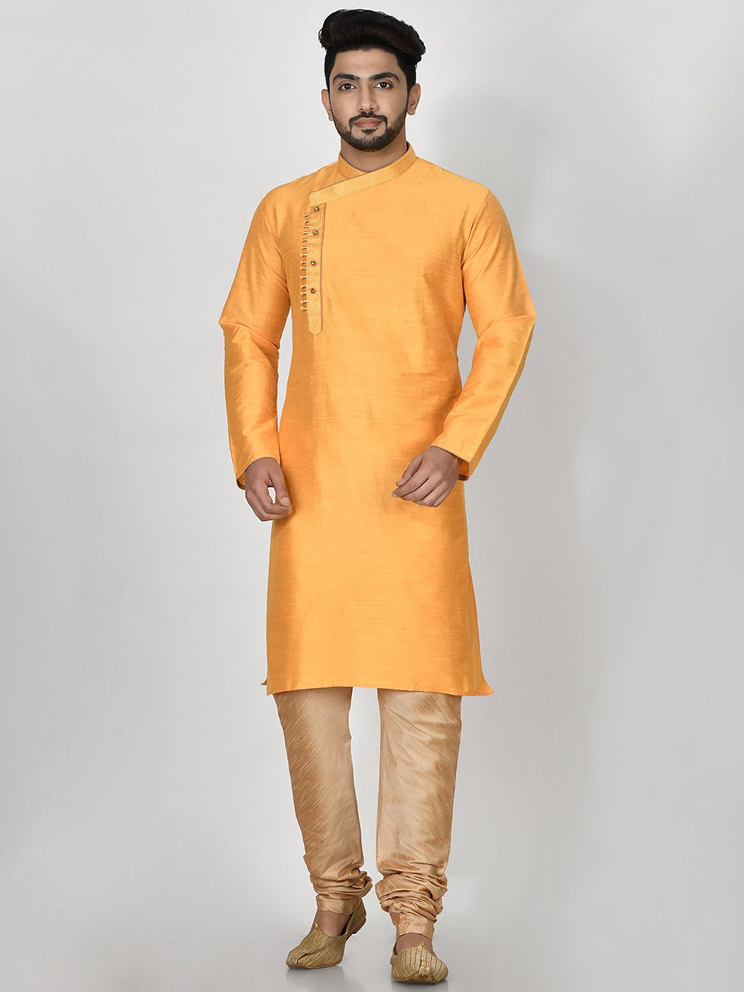 

RANAK Mandarin Collar Long Sleeves Straight Kurta, Yellow