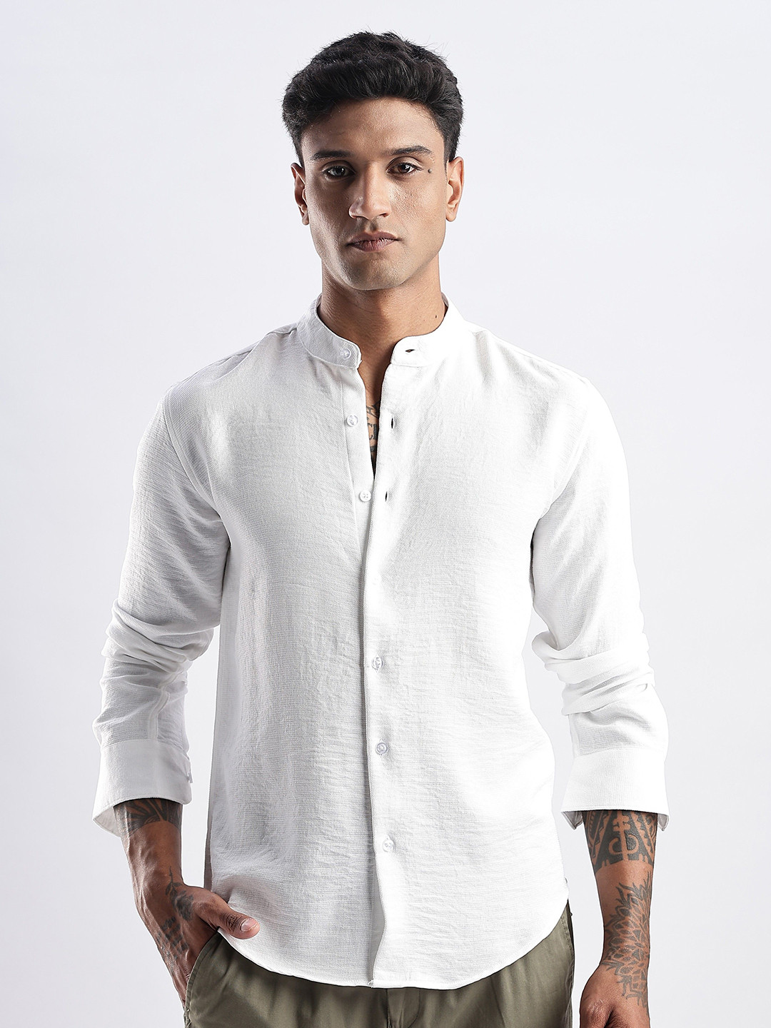 

THE BEETEL HOUSE Men Milange Linen Look Regular Slim Fit Casual Shirt, White