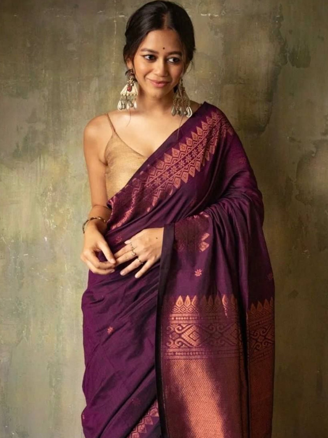 

ZIBLON Woven Design Zari Silk Blend Kanjeevaram Saree, Purple