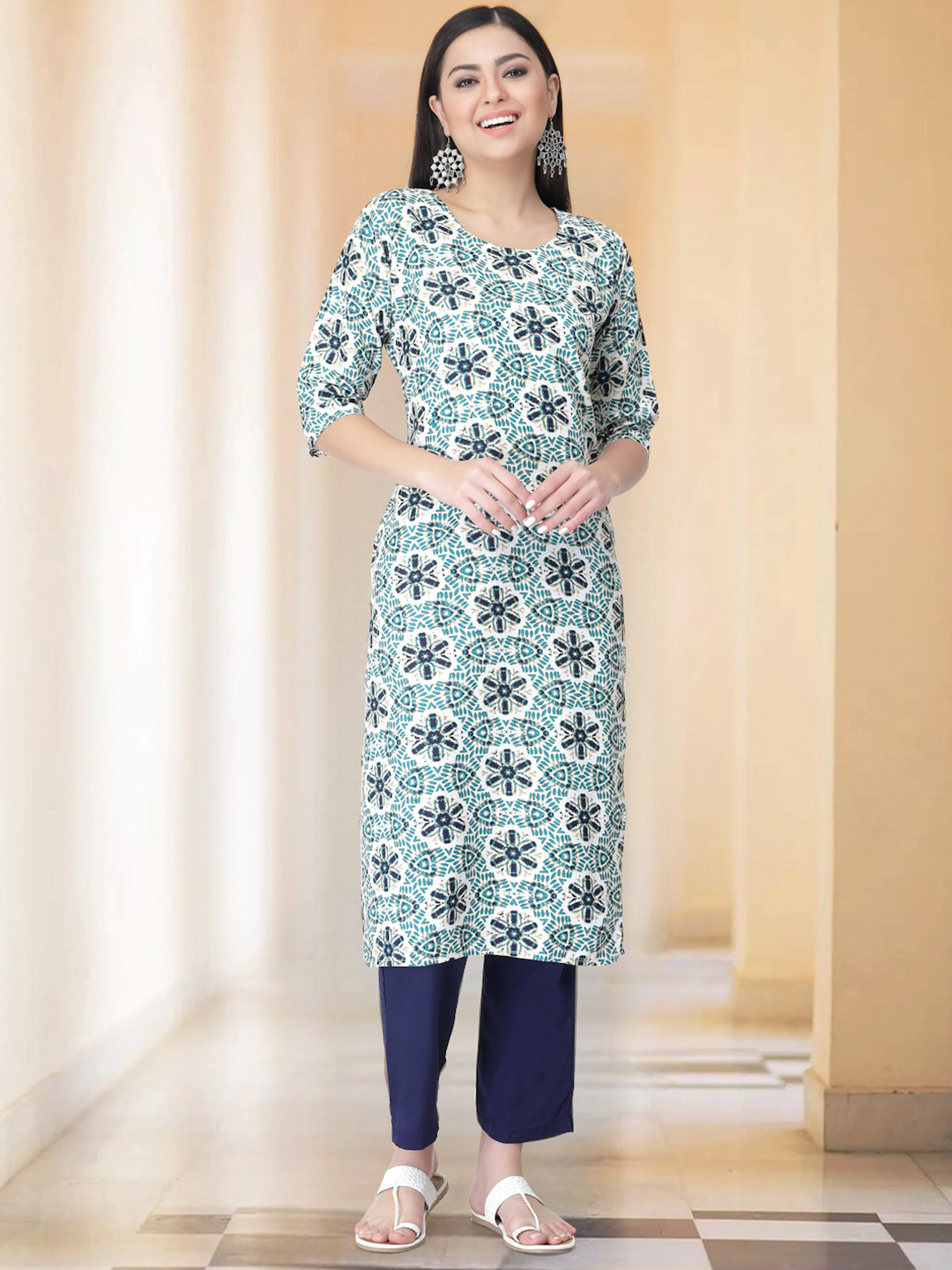 

Moda Rapido Floral Printed Kurta with Trouser, Blue