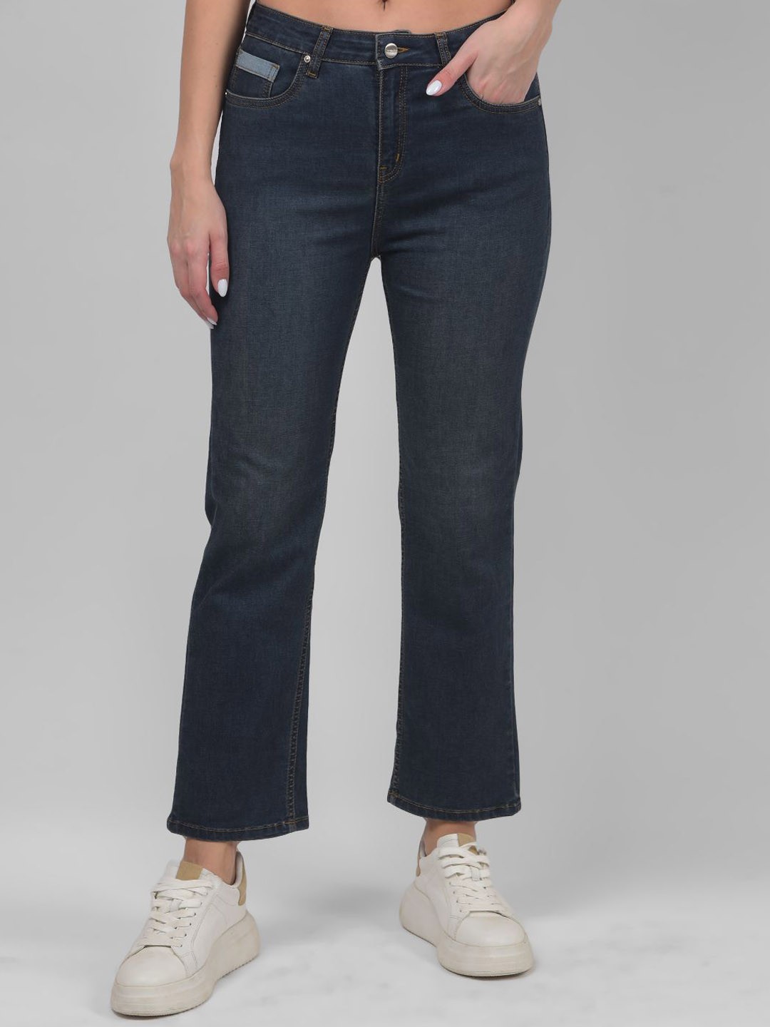 

Numero Uno Women Straight Fit High-Rise Light Fade Stretchable Jeans, Blue