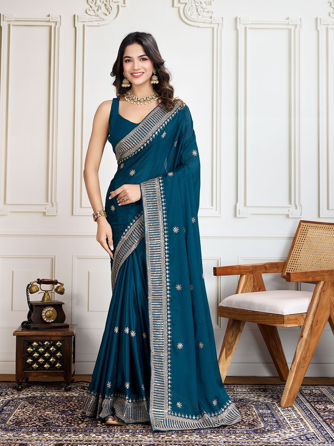 

House of Pataudi Cadberry Embroidered Saree With Unstitched Blouse, Teal