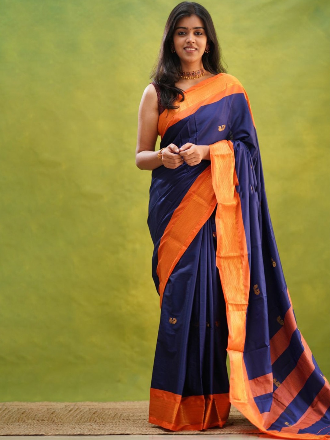 

SILKWEAR Ethnic Motifs Zari Silk Cotton Designer Kanjeevaram Saree, Navy blue