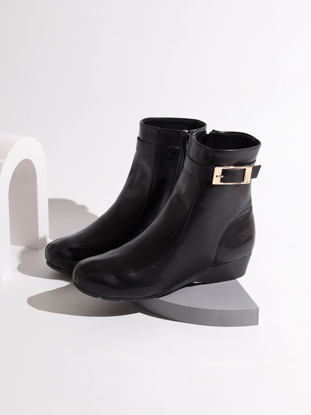 

Inc 5 Women Wedge Heeled Ankle Boots, Black