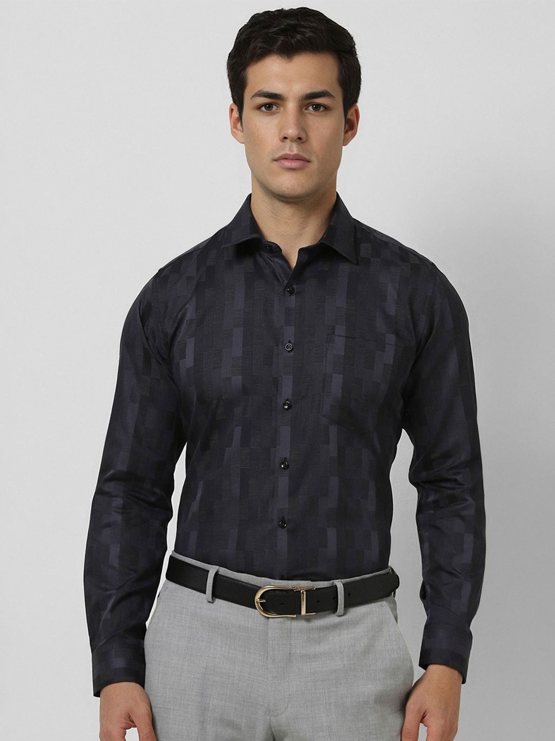 

Van Heusen Men Slim Fit Opaque Printed Formal Shirt, Black