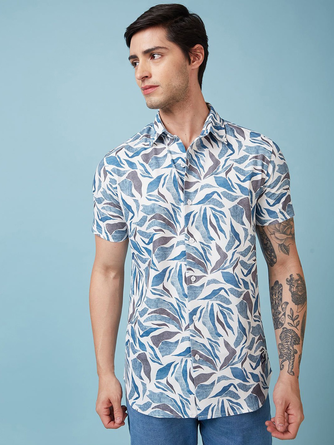

Status Quo Men Standard Opaque Printed Casual Shirt, Multi