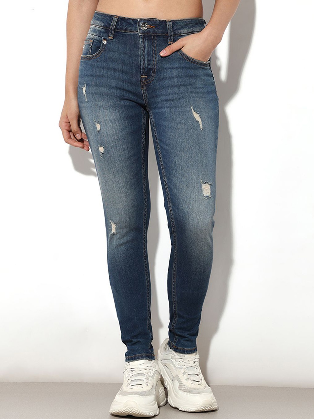 

ONLY Women Skinny Fit High-Rise Mildly Distressed Light Fade Stretchable Jeans, Blue