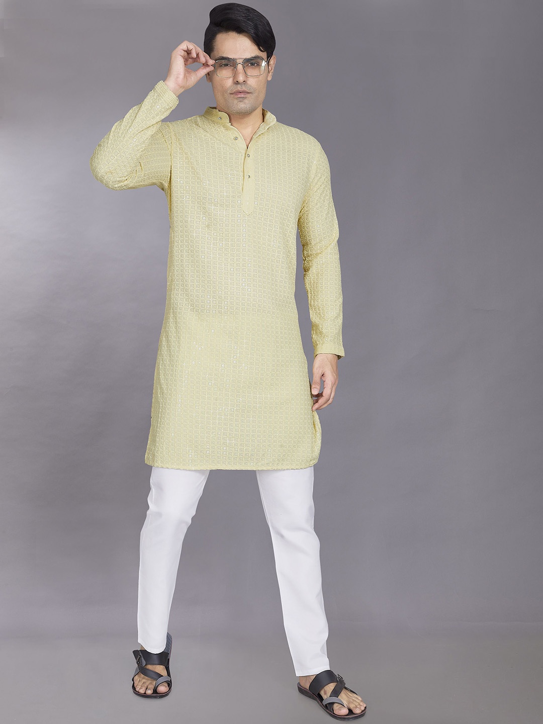 

DIVISIVE Geometric Embroidered Mandarin Collar Straight Kurta, Cream