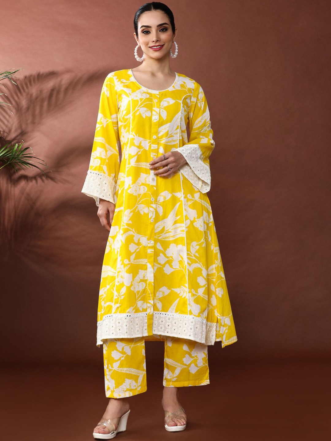 

Anouk Floral Printed Round Neck Panelled Thread Work Pure Cotton Kurta With Trouser, Yellow