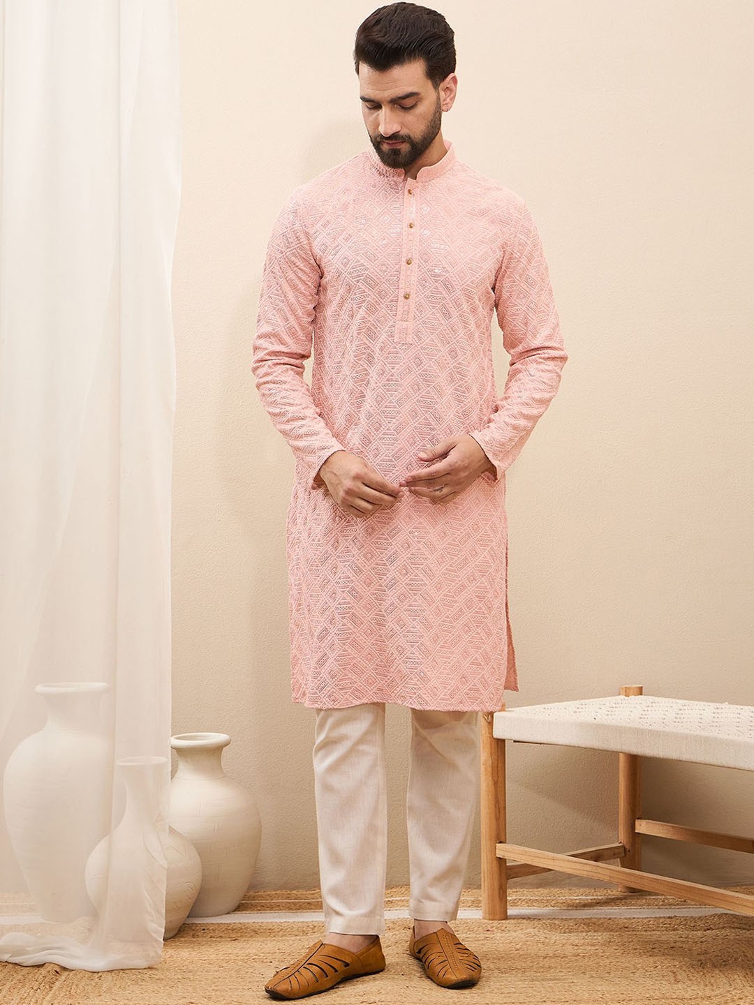 

SWAGG INDIA Geometric Embroidered Thread Work Straight Kurta, Rose