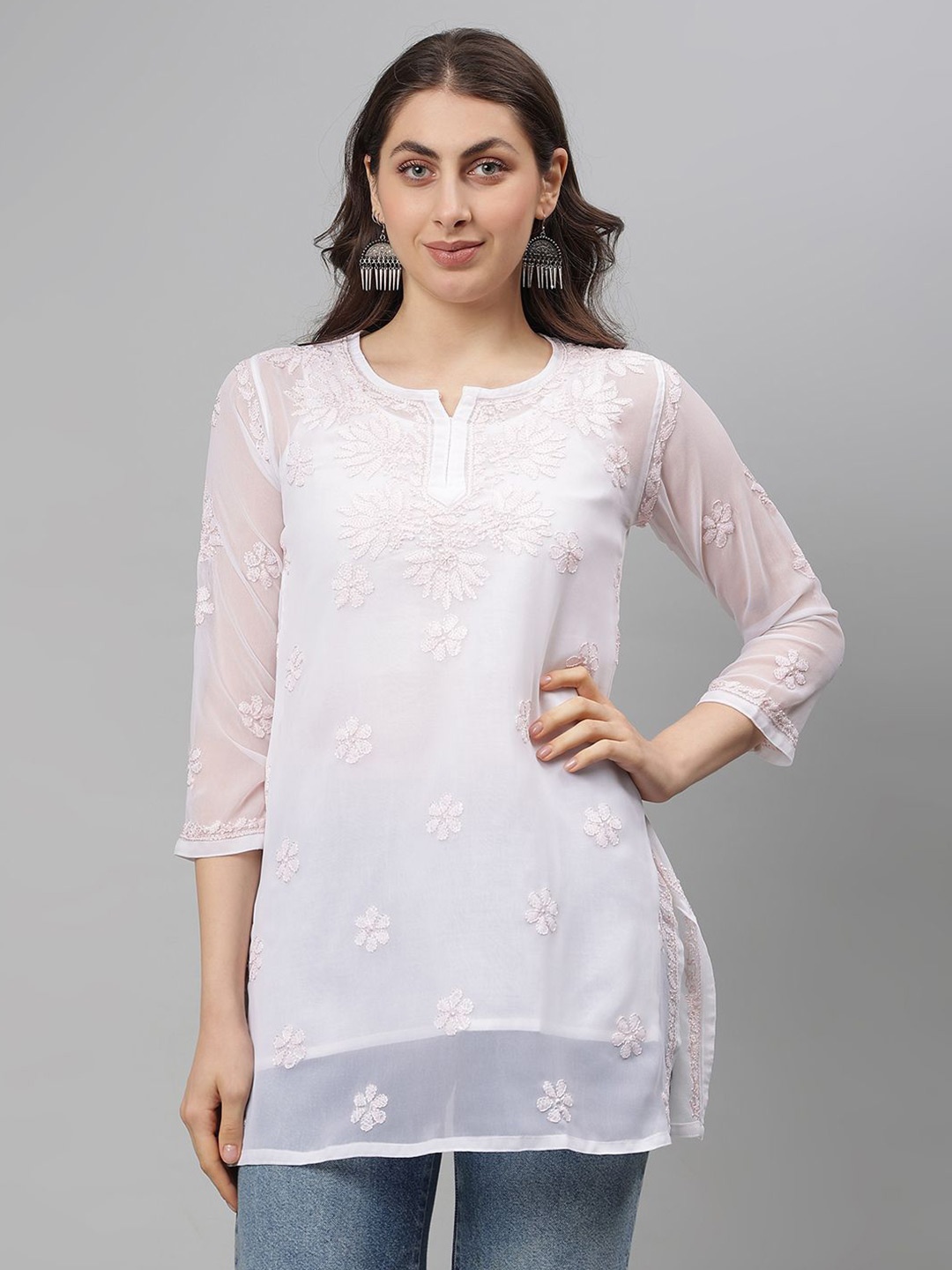 

Seva Chikan Ethnic Motifs Embroidered Chikankari Handloom Chikankari Kurti, White