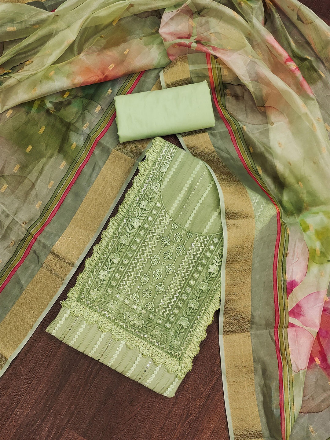 

SAINOOR Embroidered Pure Cotton Semi-Stitched Dress Material, Green