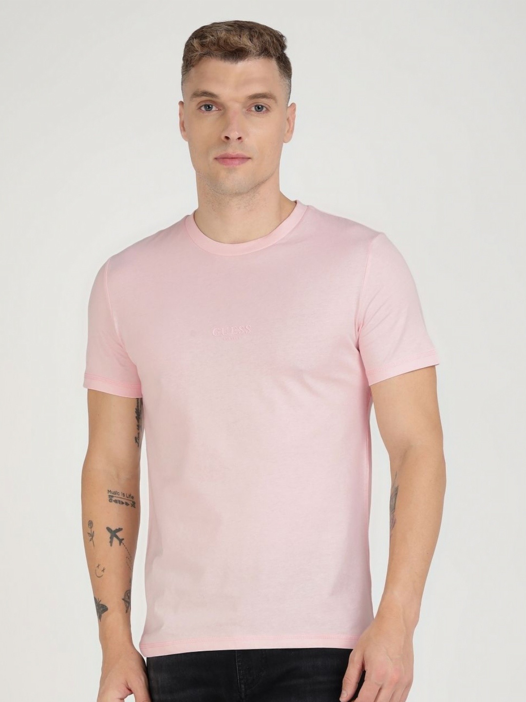 

GUESS Men Solid Round Neck Cotton T-shirt, Pink