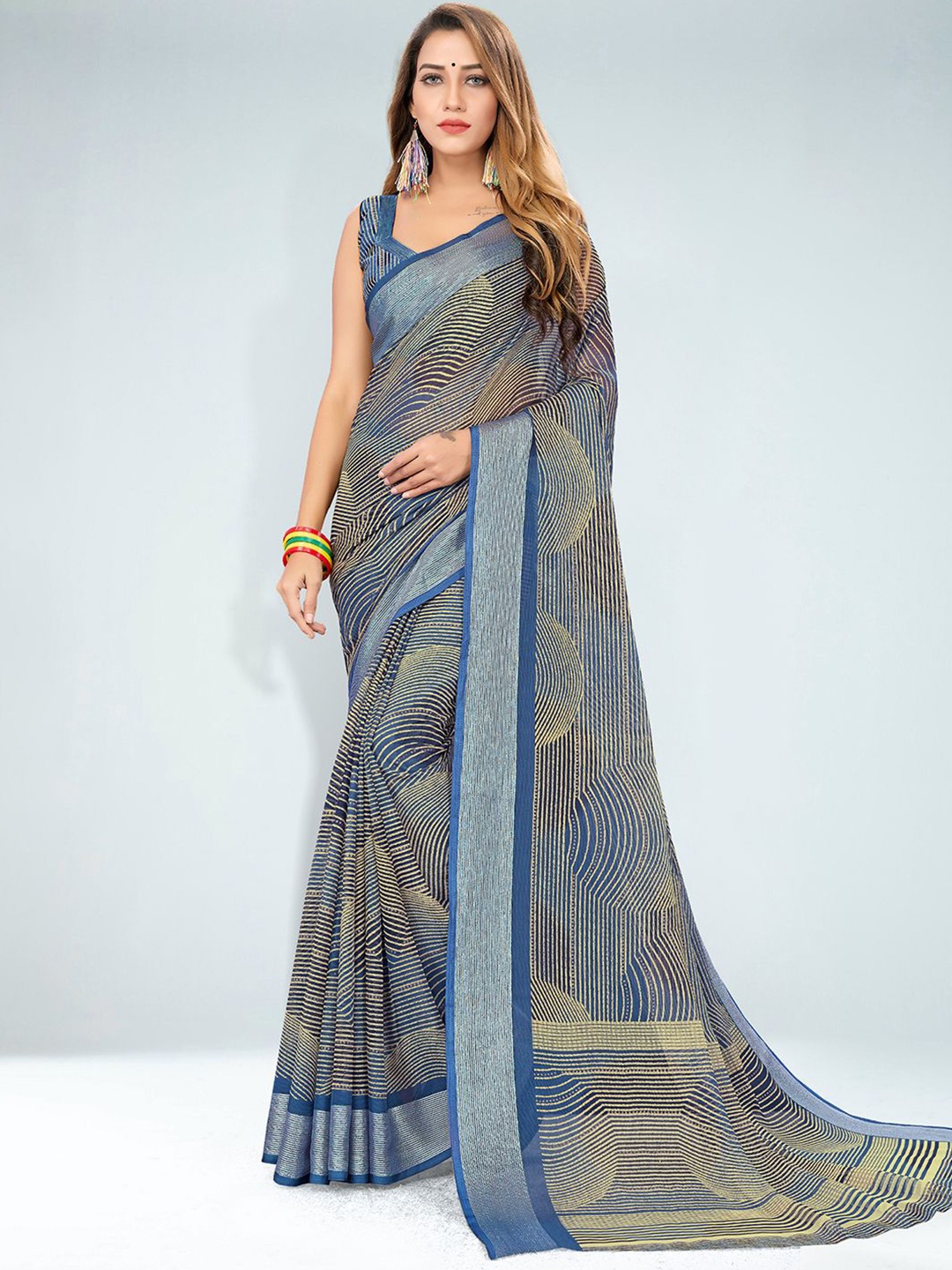 

Mitera Poly Chiffon Sungudi Saree, Navy blue