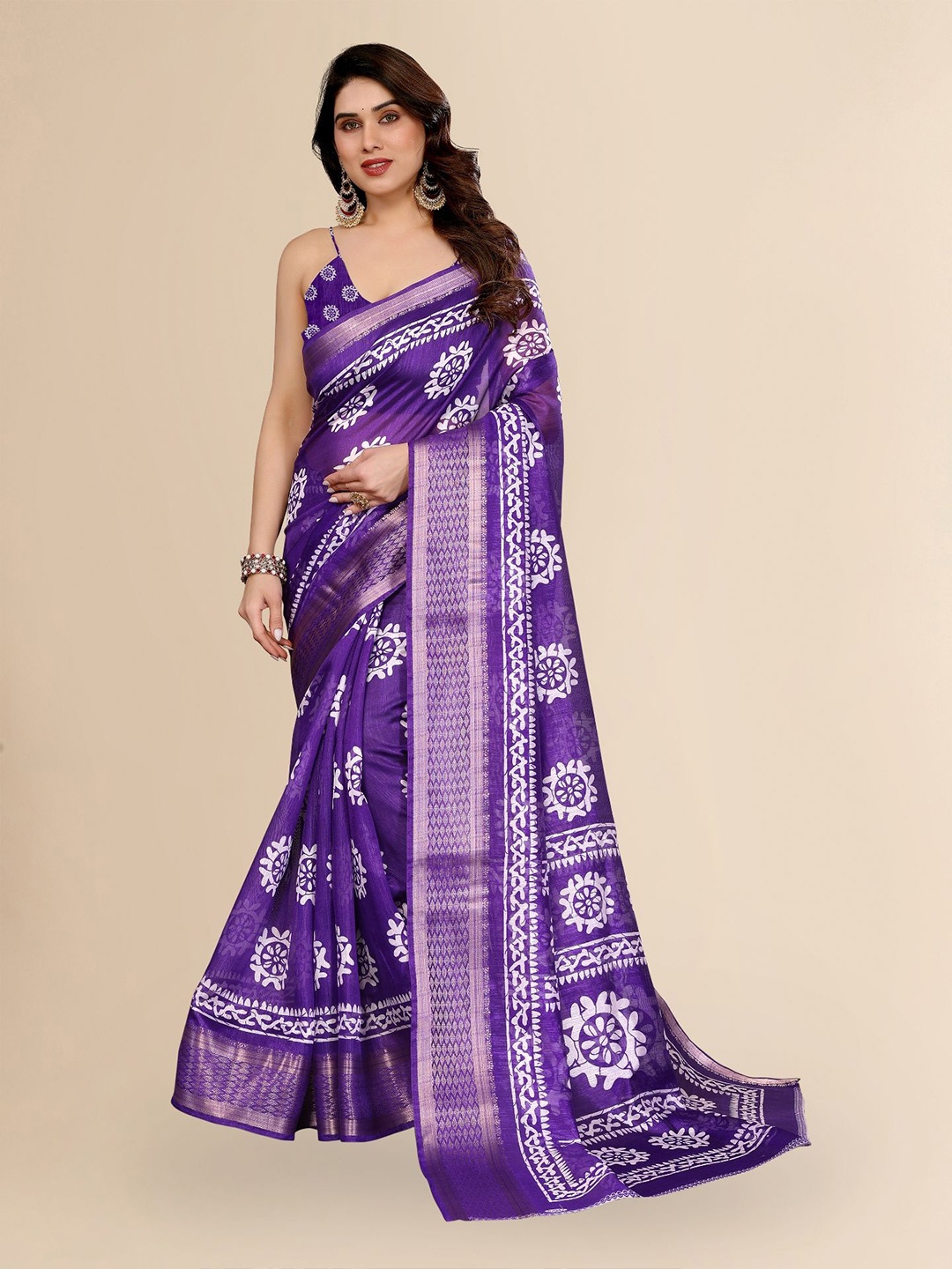 

Moda Rapido Ethnic Motifs Zari Saree, Navy blue