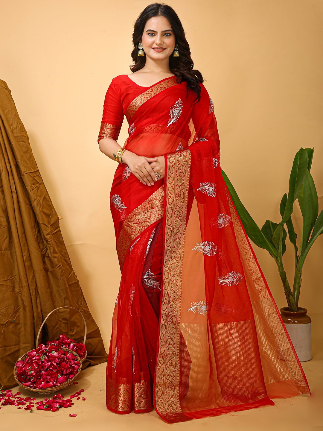 

V3 FASHION STUDIO Ethnic Motifs Zari Art Silk Saree, Red