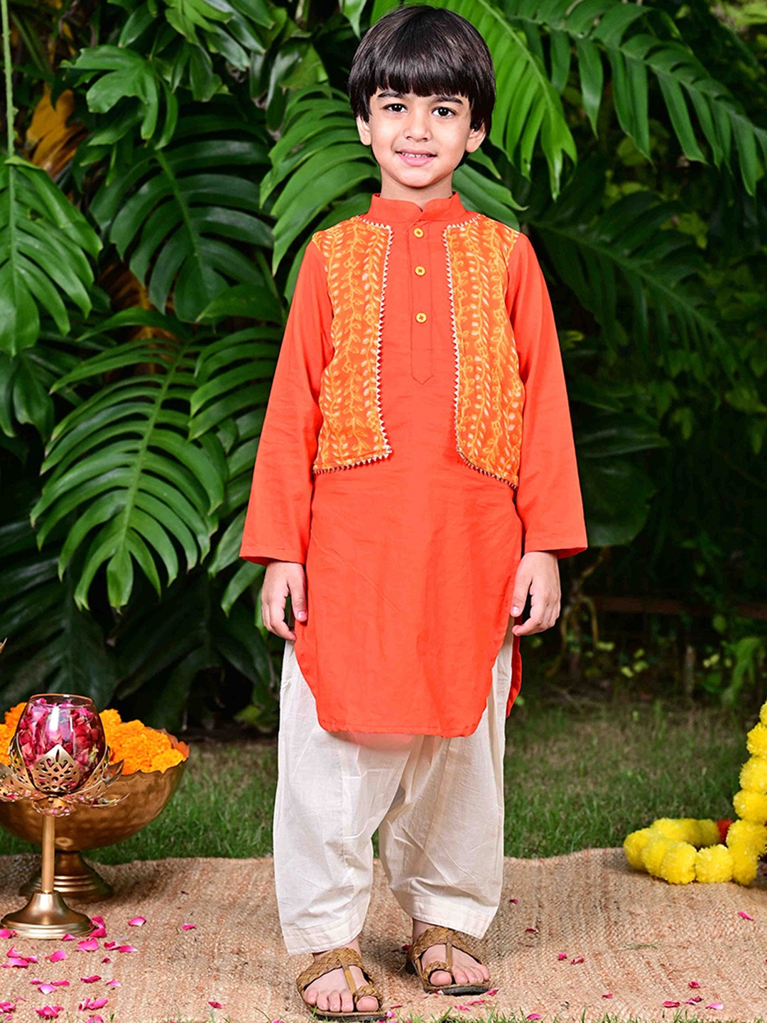 

EthIndia Boys Floral Printed Pure Cotton Straight Kurta With Salwar And Nehru Jacket, Orange