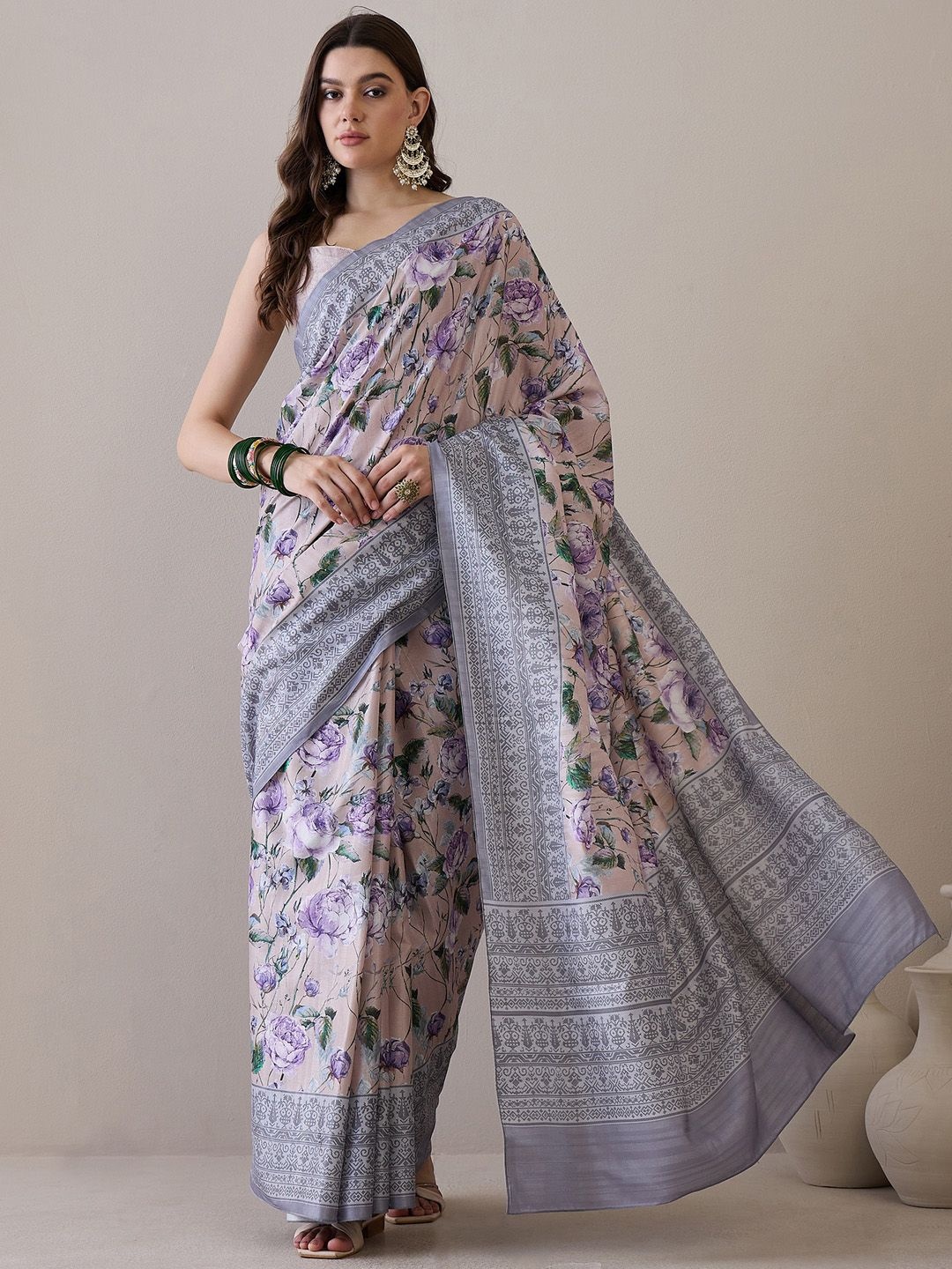 

Mitera Floral Silk Blend Bagru Saree, Beige
