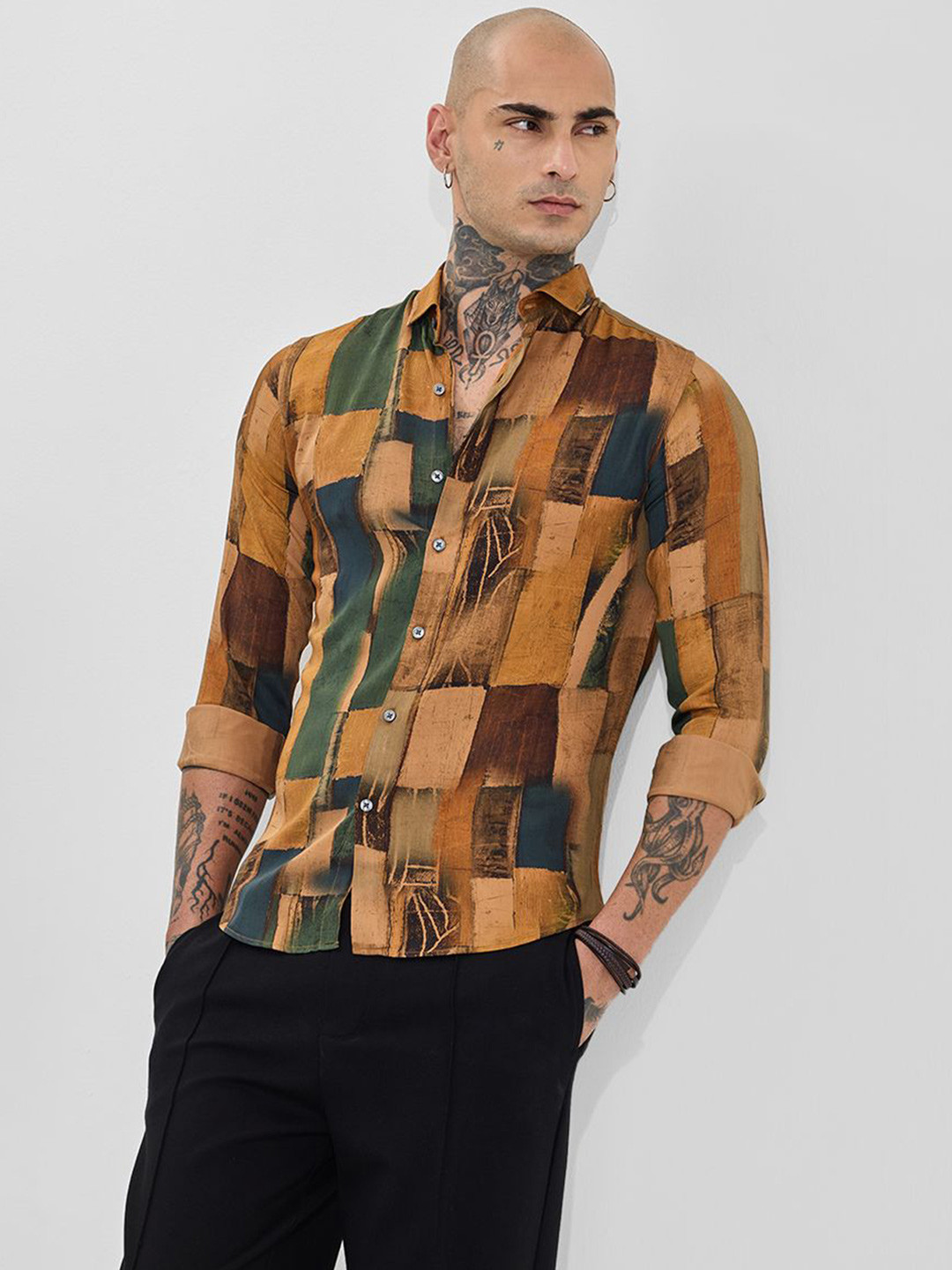 

Snitch Men Slim Fit Opaque Printed Casual Shirt, Brown