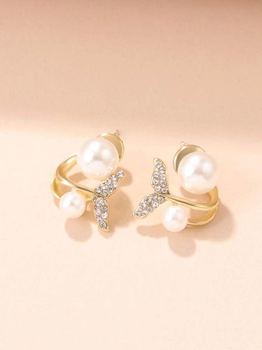 

styledose Korean Sterling Silver Stone & Pearls Studded Mermaid Shape Ear Cuff, Gold