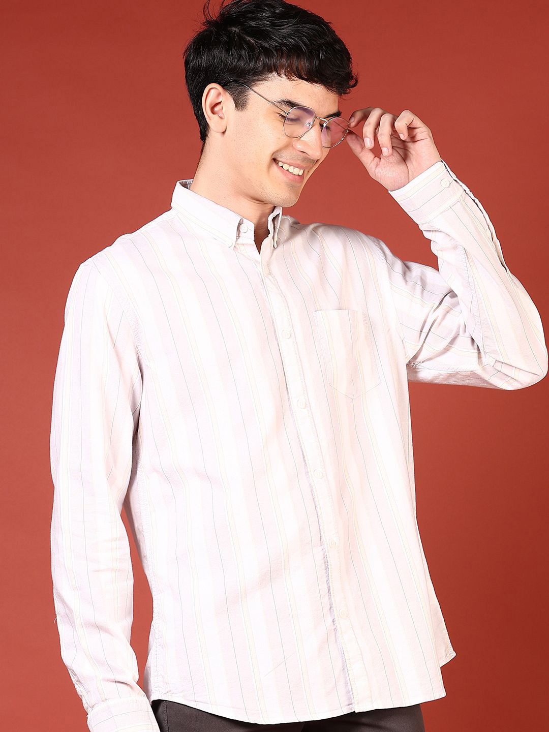 

V-Mart Men Opaque Striped Casual Shirt, Mauve