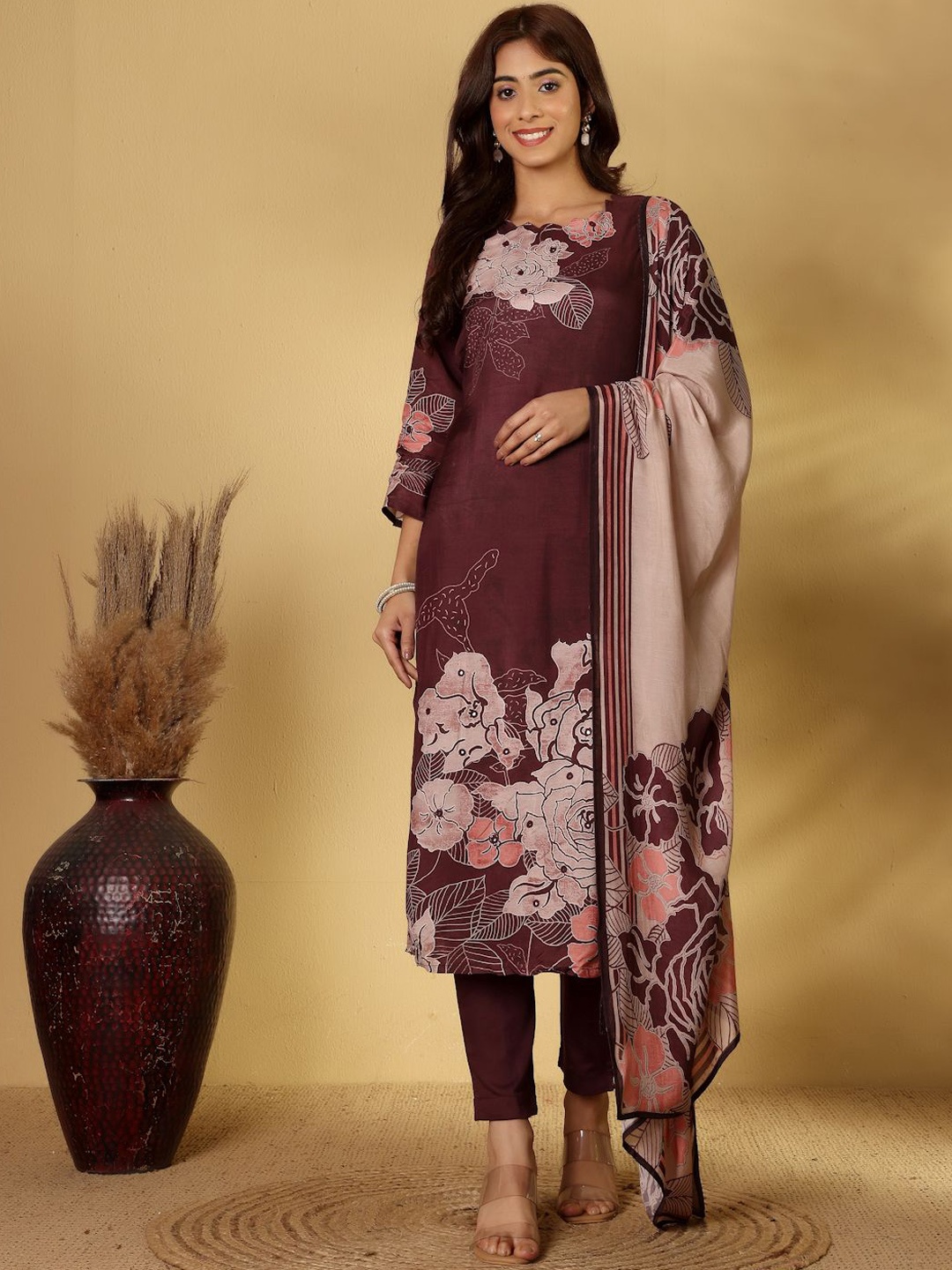 

House of Pataudi Floral Printed Straight Kurta With Trouser And Dupatta, Purple