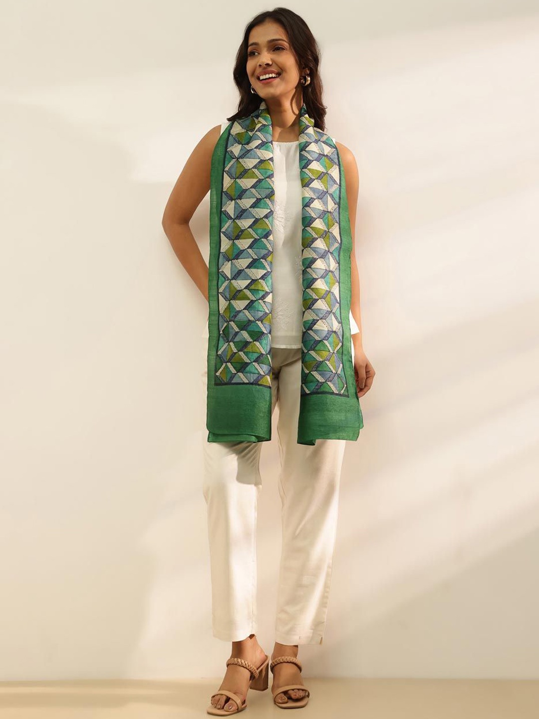 

Fabindia Women Printed Stole, Green