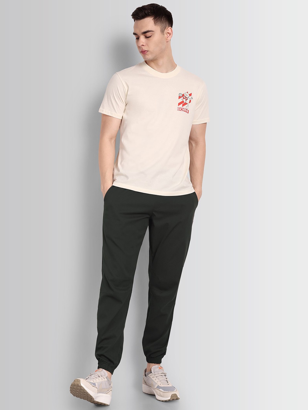

DCYPHR Men Regular Fit Joggers, Olive