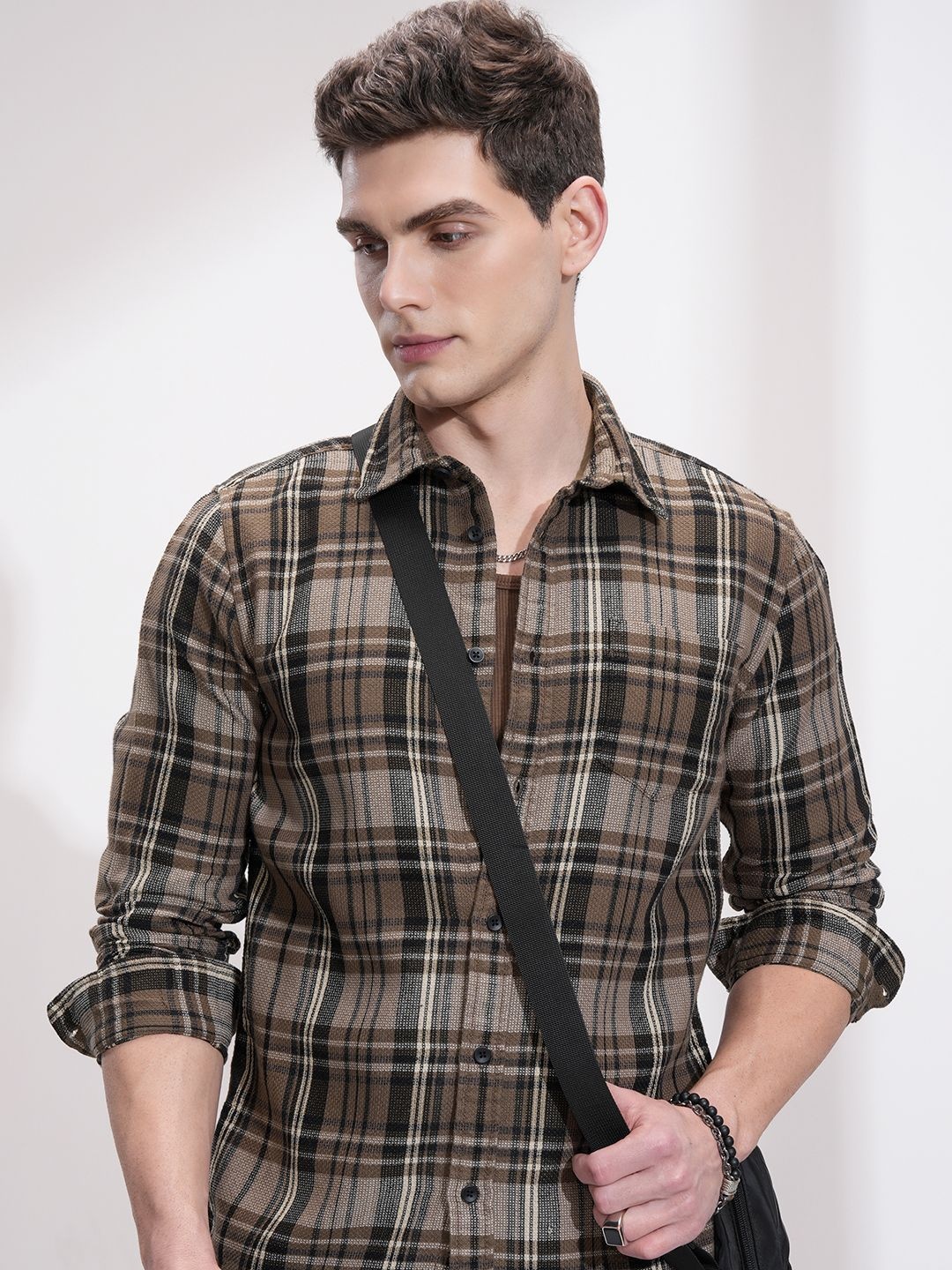 

HIGHLANDER Men Slim Fit Opaque Checked Casual Shirt, Khaki