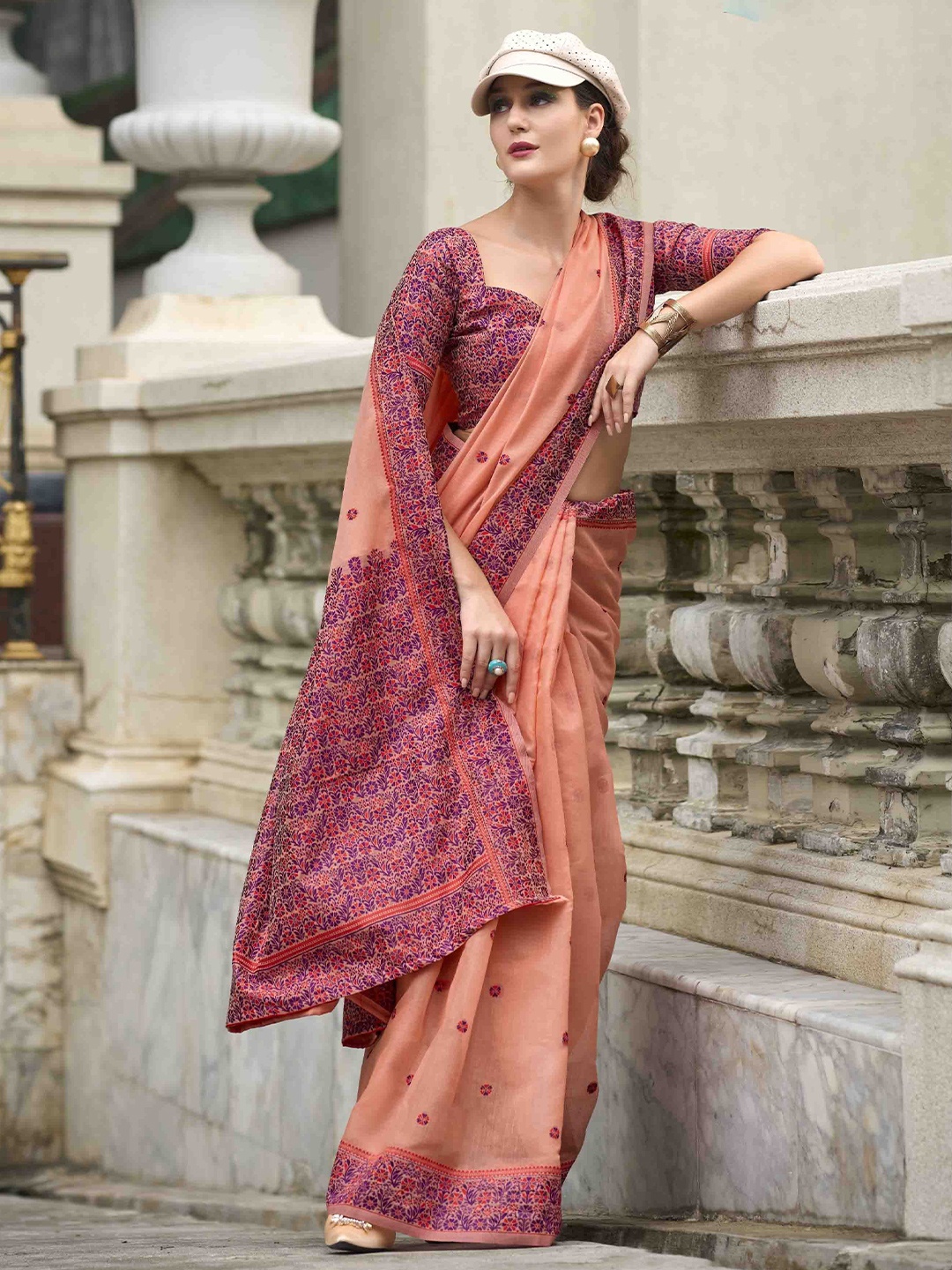 

KIMISHA Woven Design Zari Linen Blend Handloom Saree, Peach