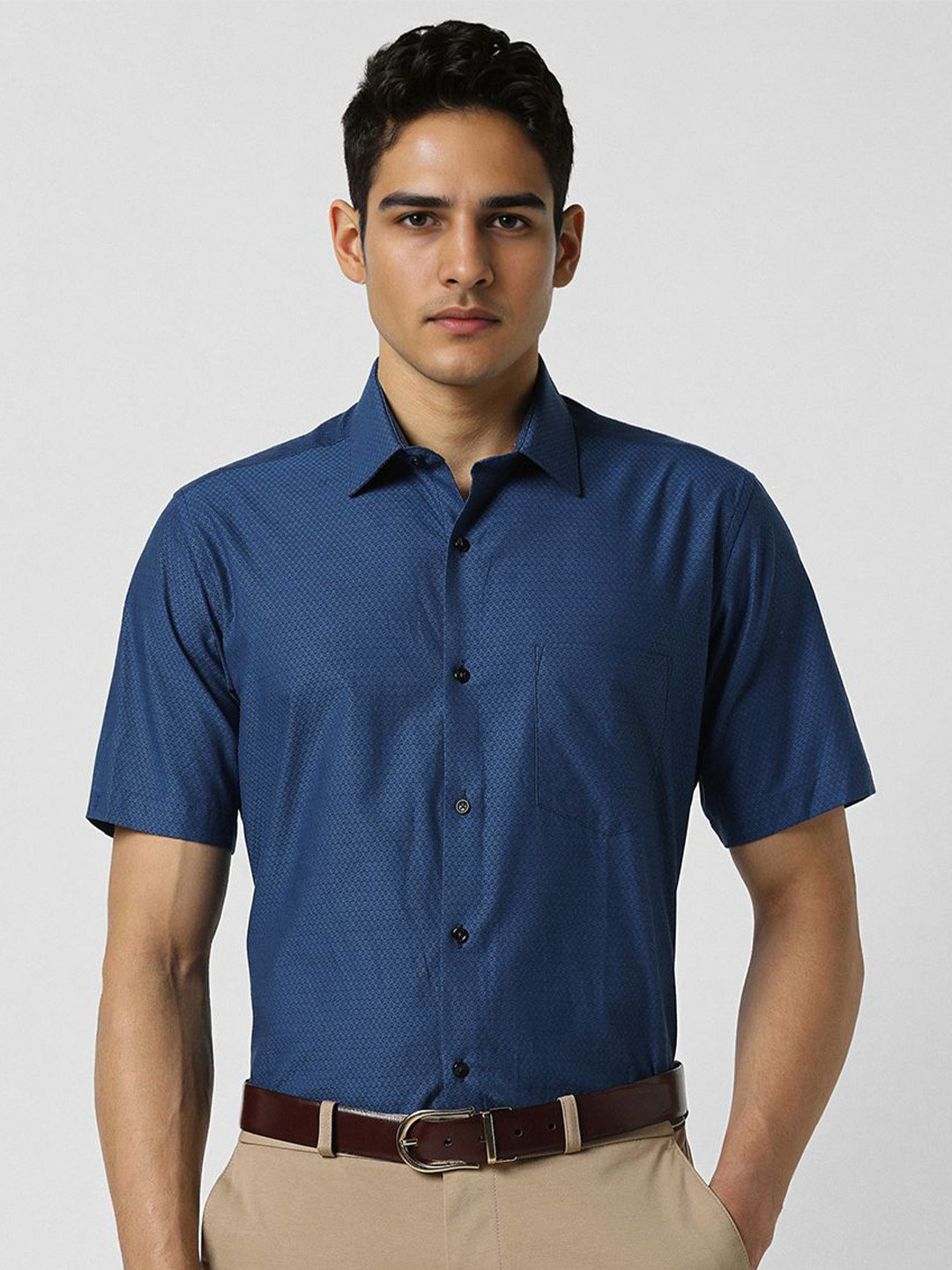 

Van Heusen Men Opaque Printed Formal Shirt, Blue