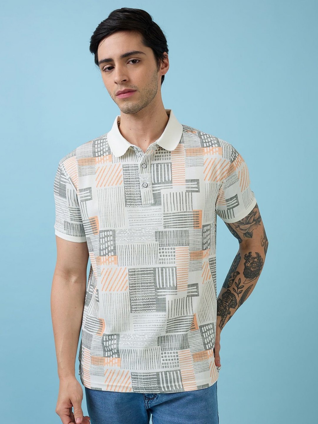 

Status Quo Men Geometric Printed Polo Collar Regular Fit T-shirt, White