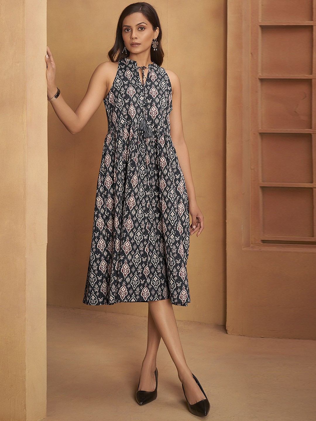 

Anouk Printed Sleeveless A-Line Ethnic Dress, Black
