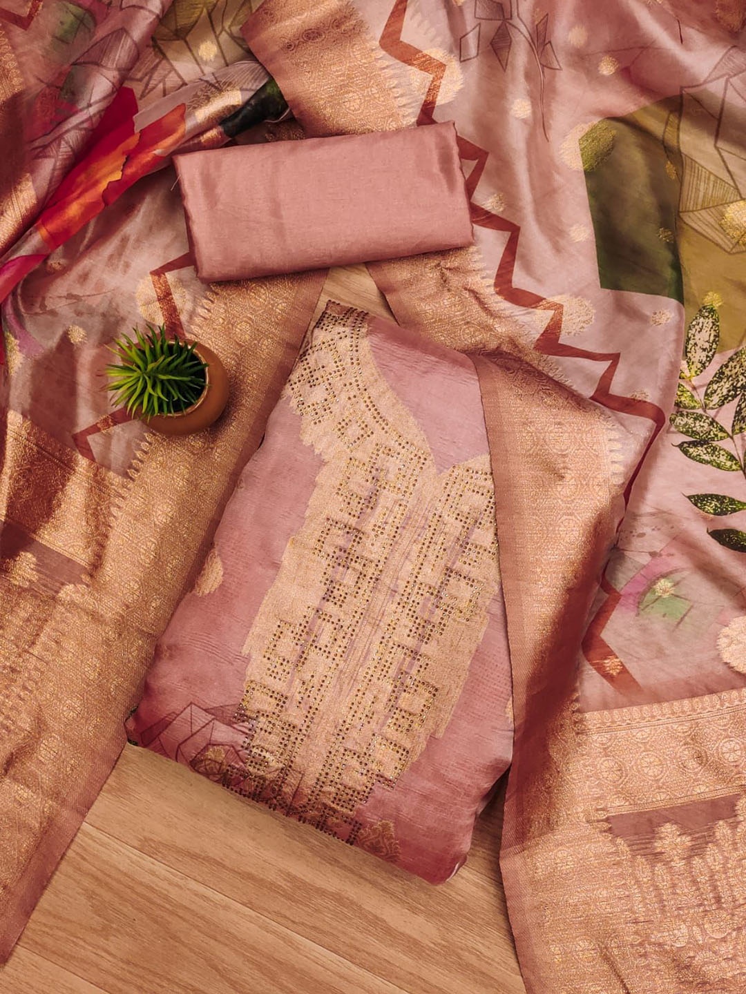 

Rangtulika Ethnics Printed Organza Unstitched Dress Material, Peach