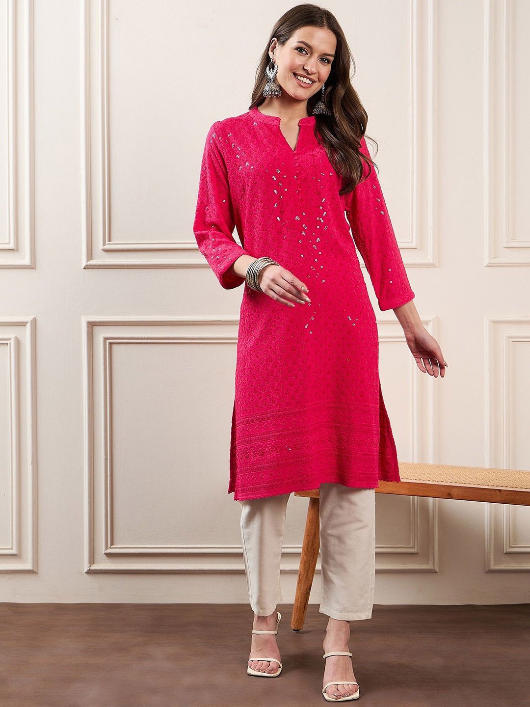 

House of Pataudi Floral Embroidered Sequnnied Mandarin Collar Straight Kurtas, Fuchsia