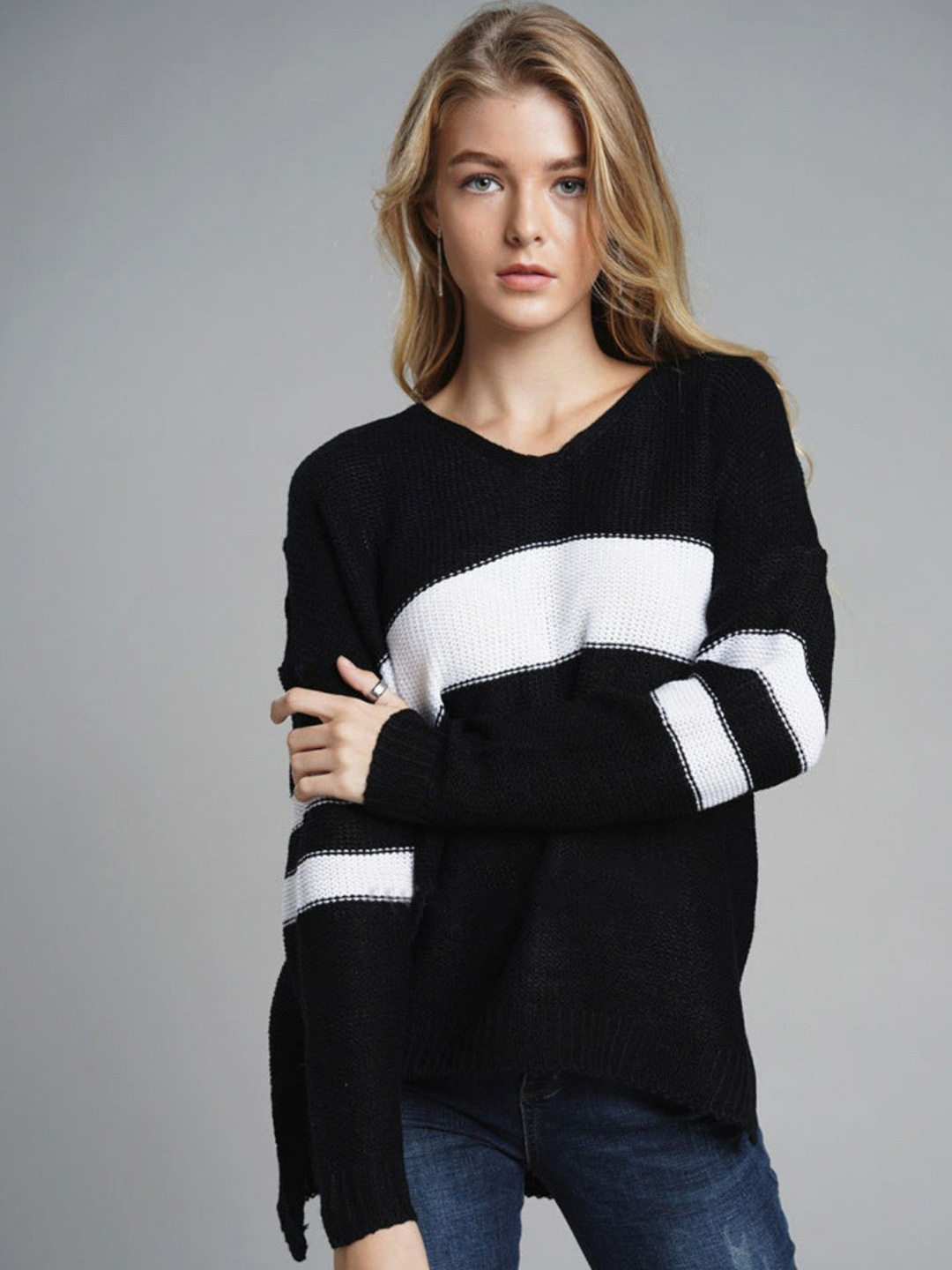 

Oh Rare Women Colourblocked Pullover, Black