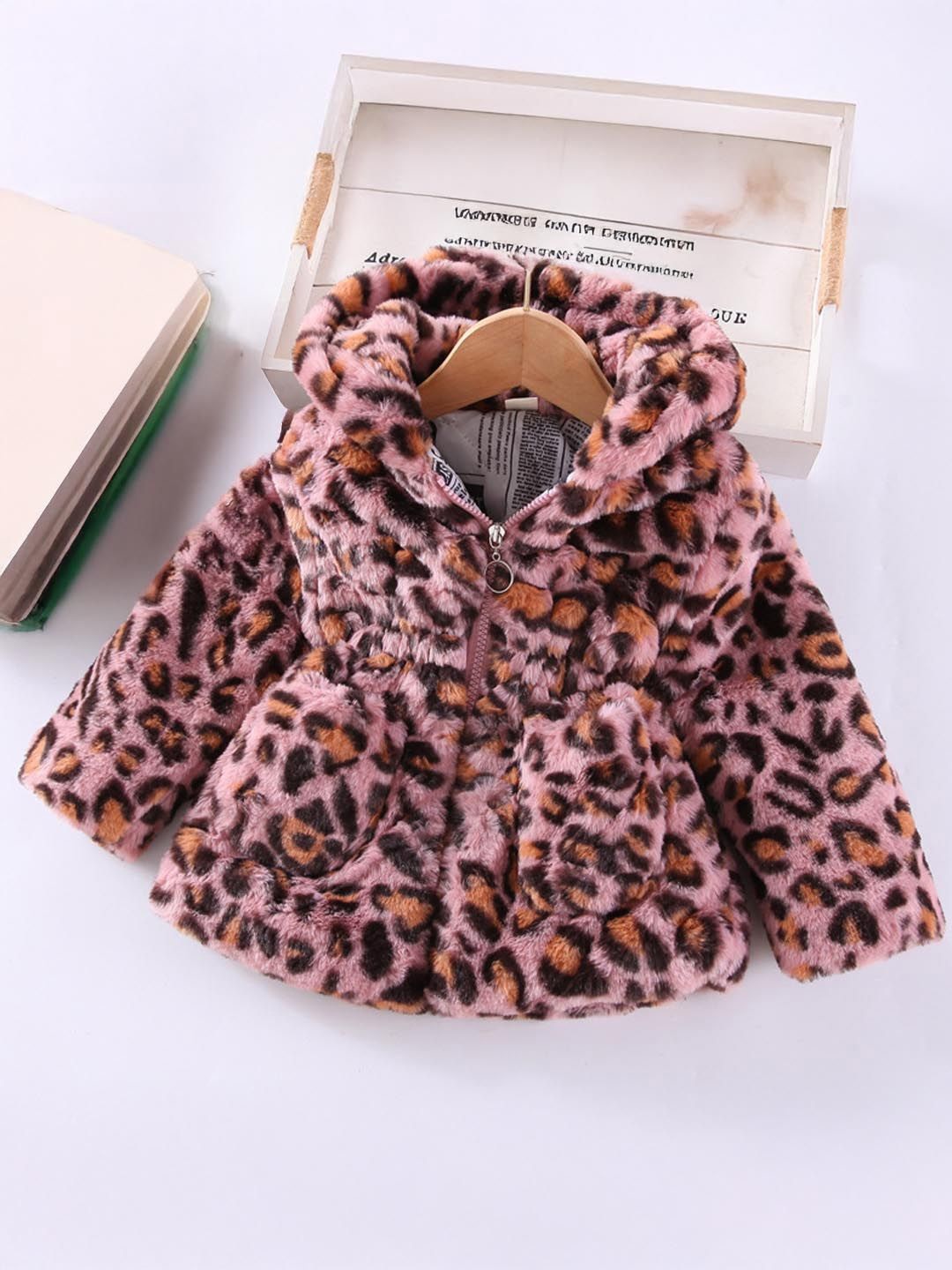 

Xsole Girls Leopard Patterned Hooded Overcoat, Pink