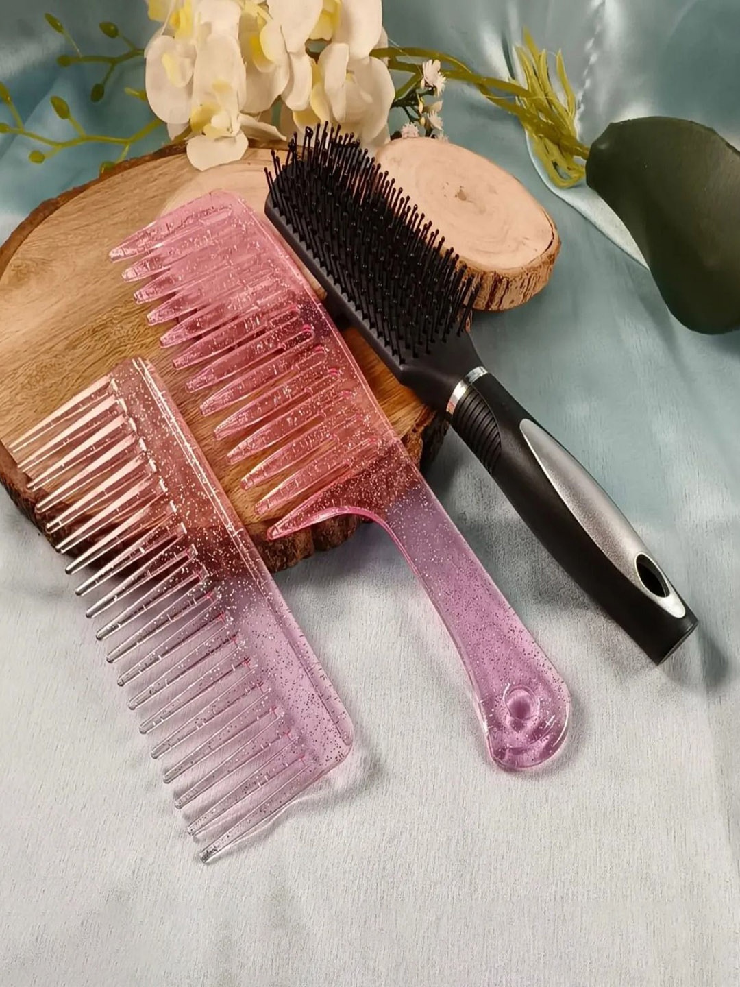 

Jewelz Set Of 3 Paddle Brush For Tangle-Free & Sleek Hair Black & PInk
