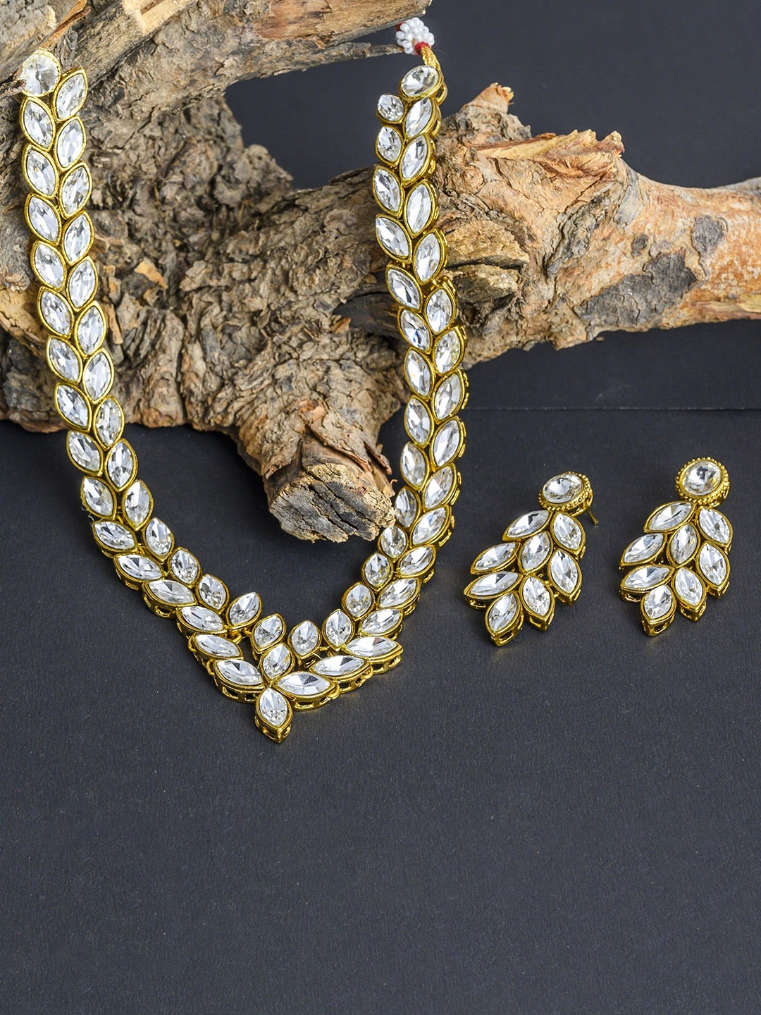 

VIPY HANGER Artificial Stones Studded Jewellery Set, Gold