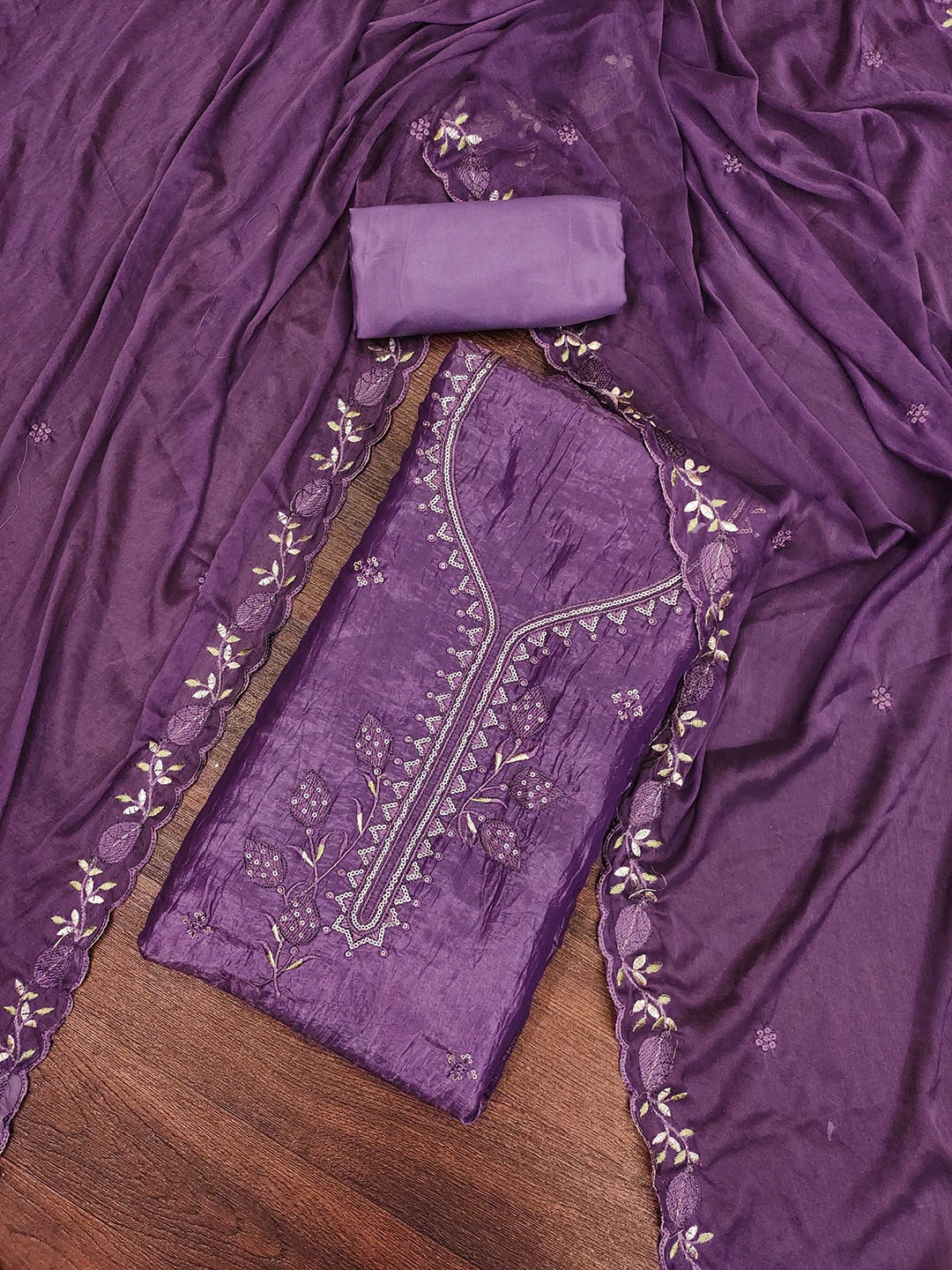 

SAINOOR Floral Embroidered Sequinned Unstitched Dress Material, Purple