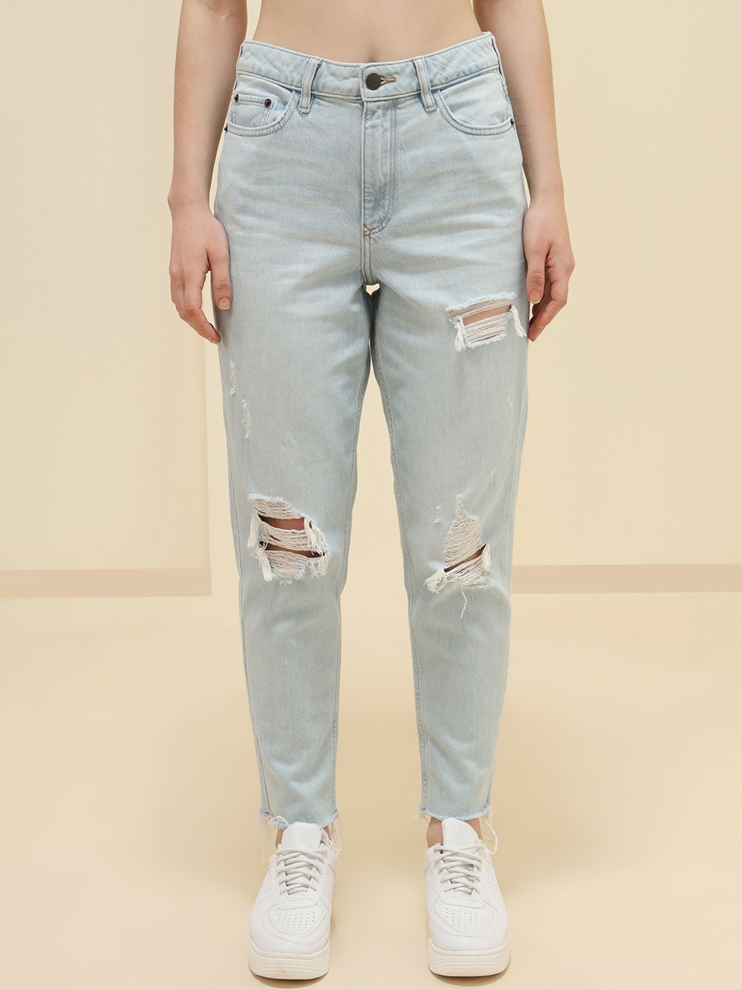 

XABIRI Women High-Rise Mildly Distressed Light Fade Jeans, Blue