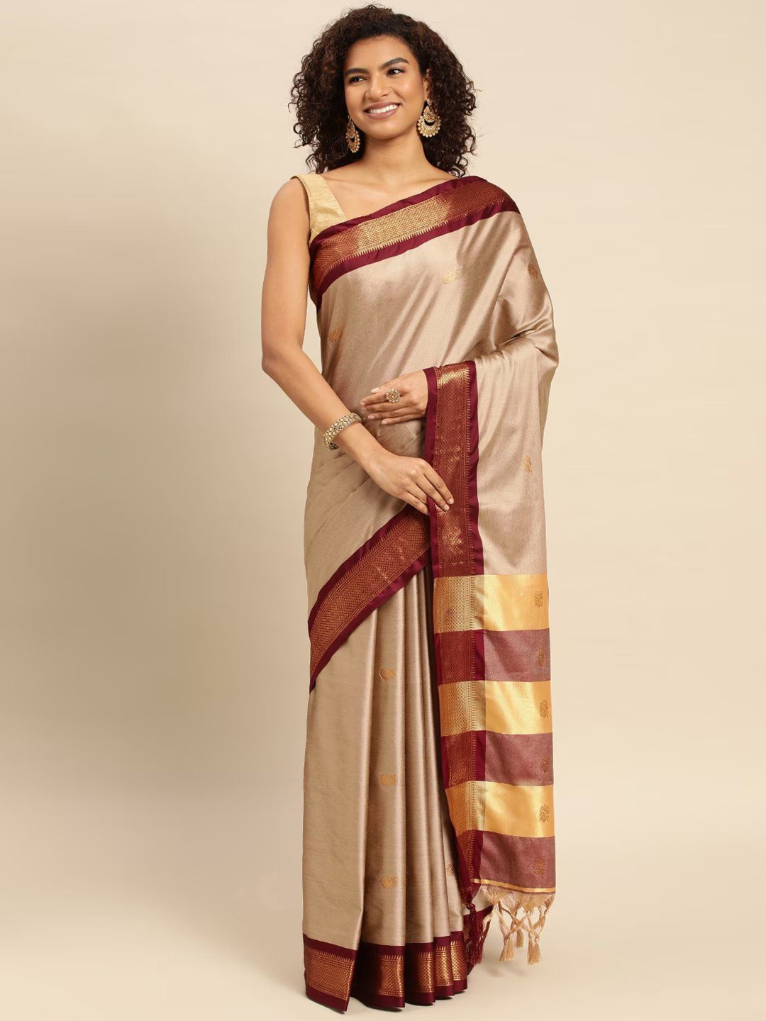 

SILKWEAR Woven Design Zari Silk Cotton Kanjeevaram Saree, Beige