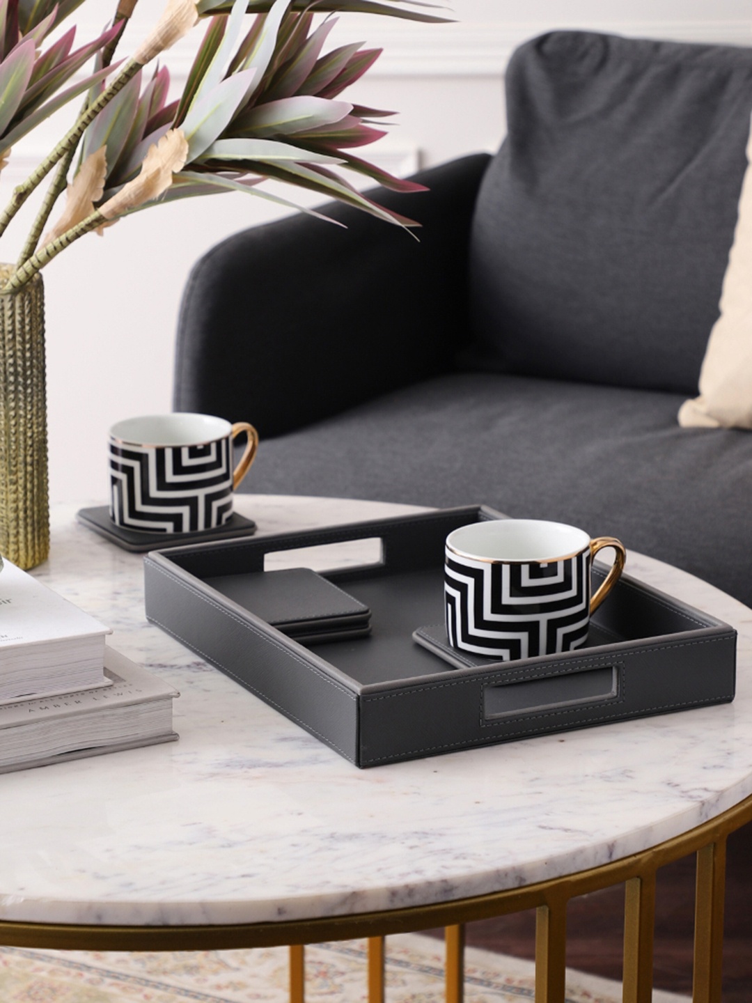 

Sammsara Grey MDF Easy to Clean Serving Tray 4 Coasters