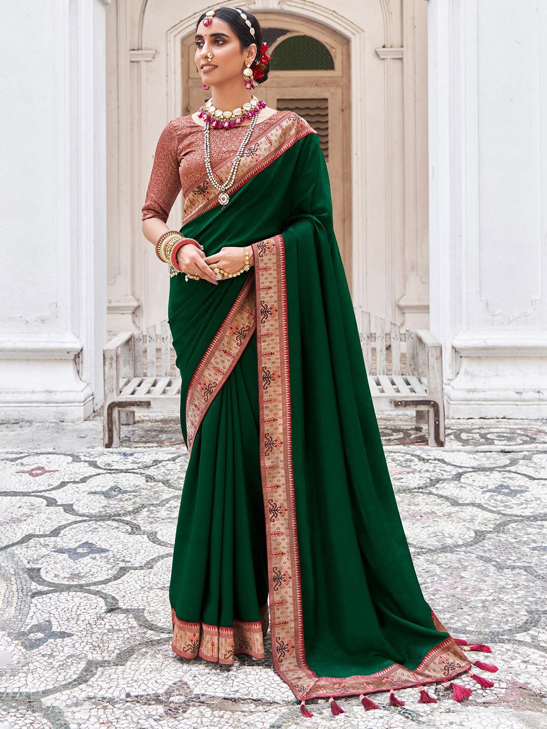 

Anouk Rustic Zari Silk Blend Saree, Green