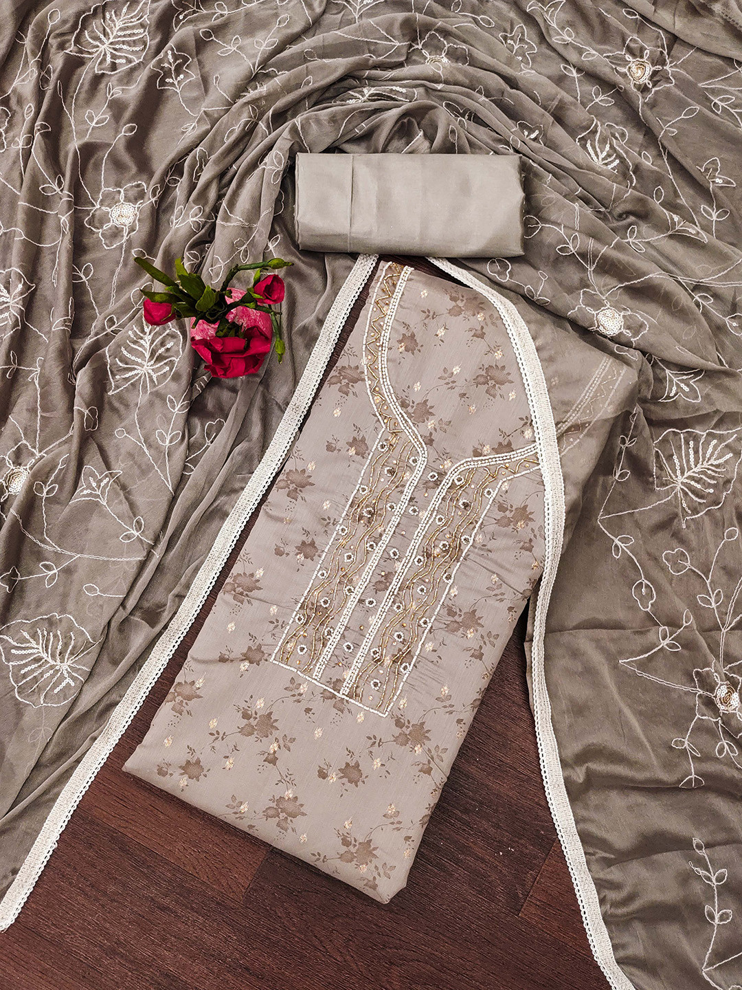 

SAINOOR Floral Printed Beads and Stones Semi-Stitched Dress Material, Grey